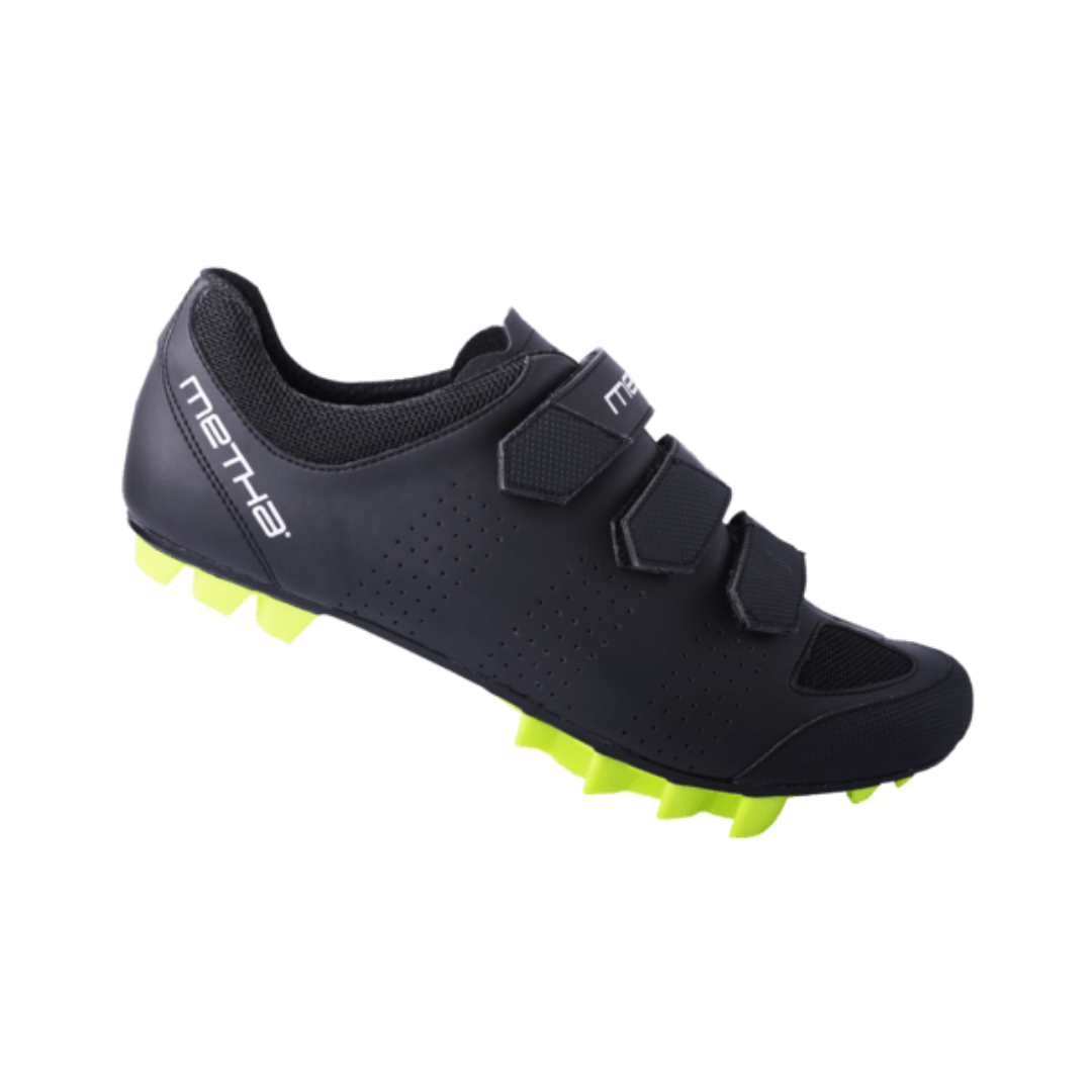 Zapatillas Marca METHA Modelo CROSS Negra N42